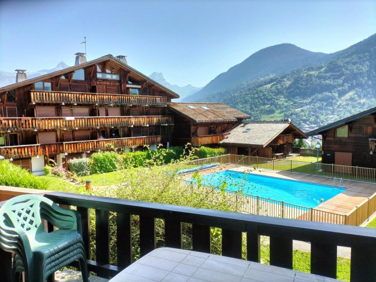 Appartement Meuble Avec Vue Sur Les Montagnes Et Piscine L'Ete Saint-Gervais-les-Bains Exterior photo